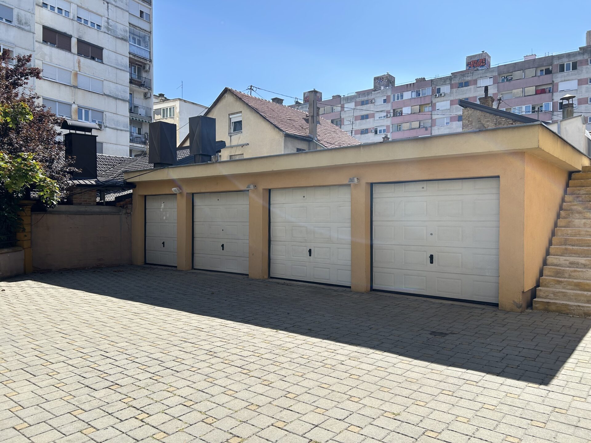 Poslovni prostor Banja Luka 227m2 – 454 m2