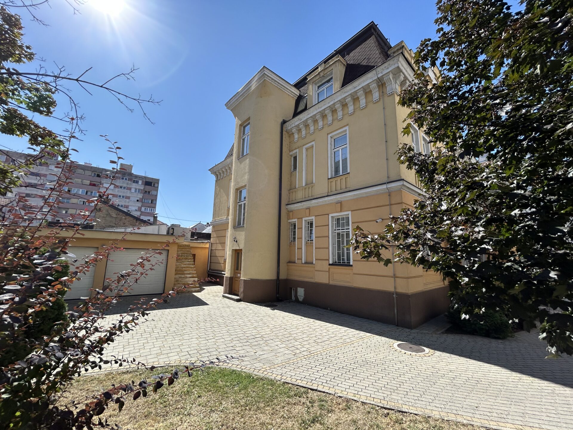 Poslovni prostor Banja Luka 227m2 – 454 m2