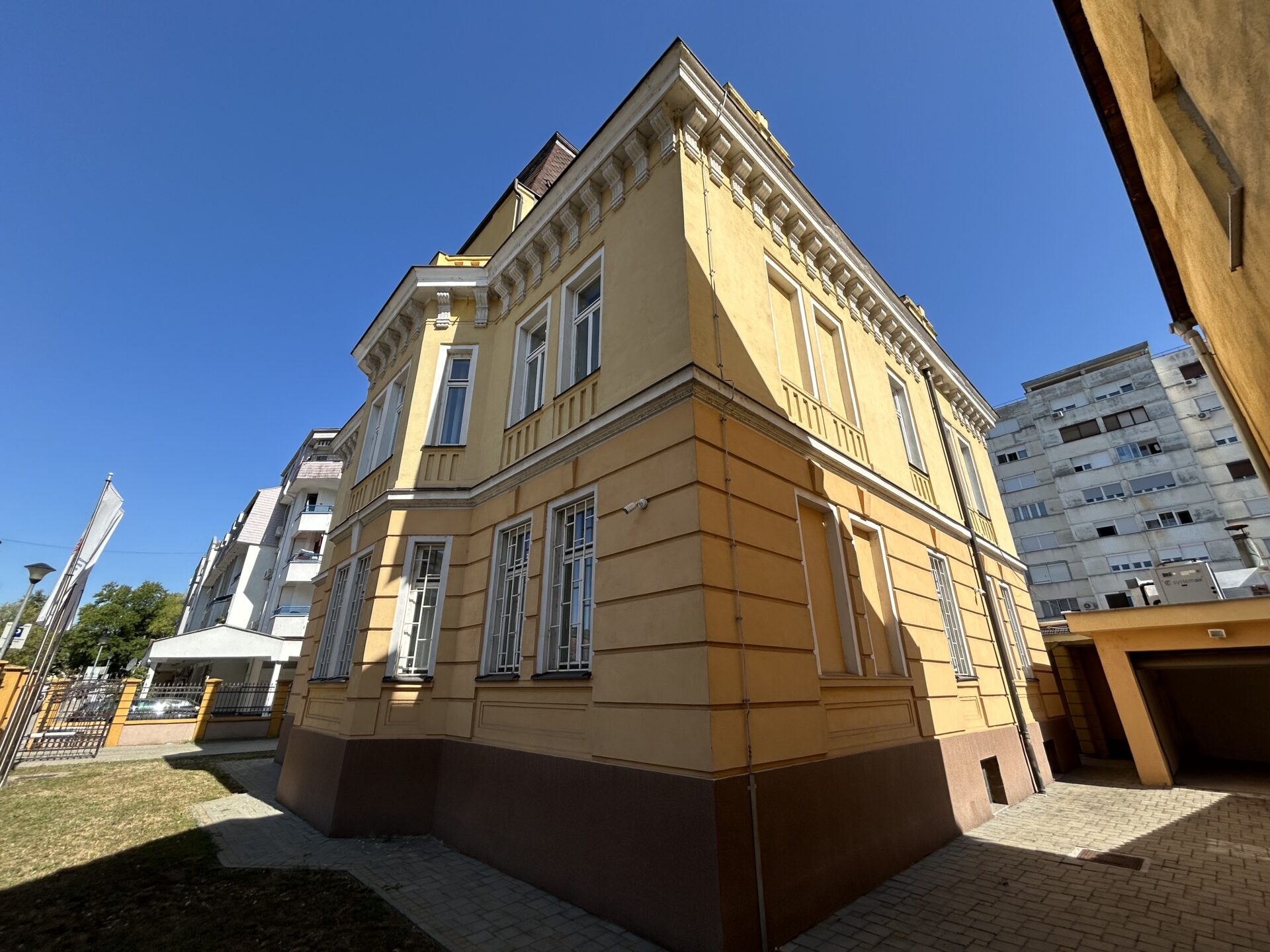 Poslovni prostor Banja Luka 227m2 – 454 m2