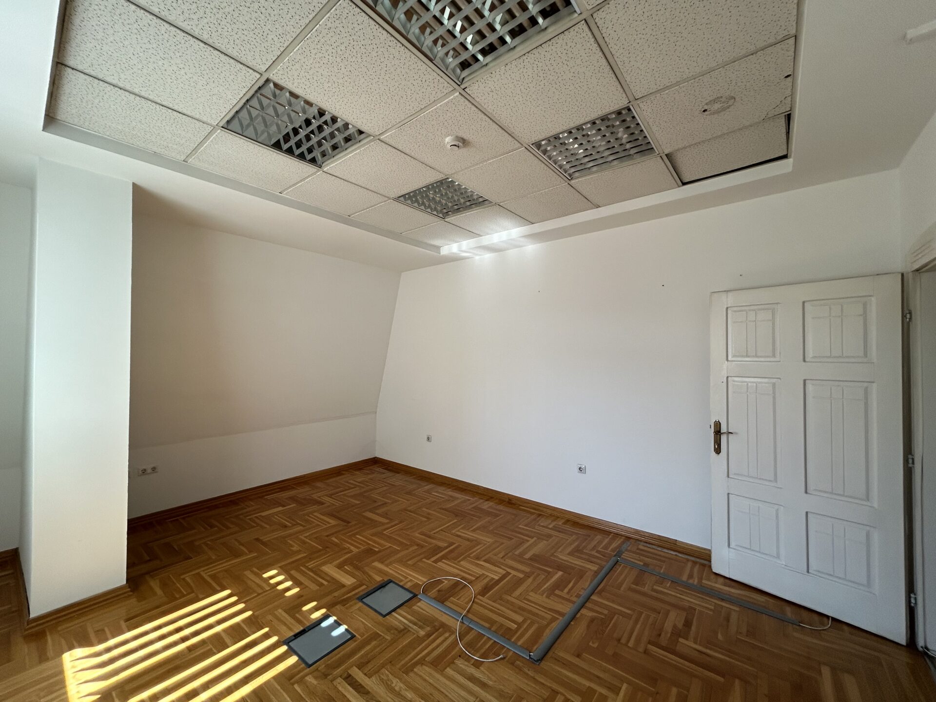 Poslovni prostor Banja Luka 227m2 – 454 m2