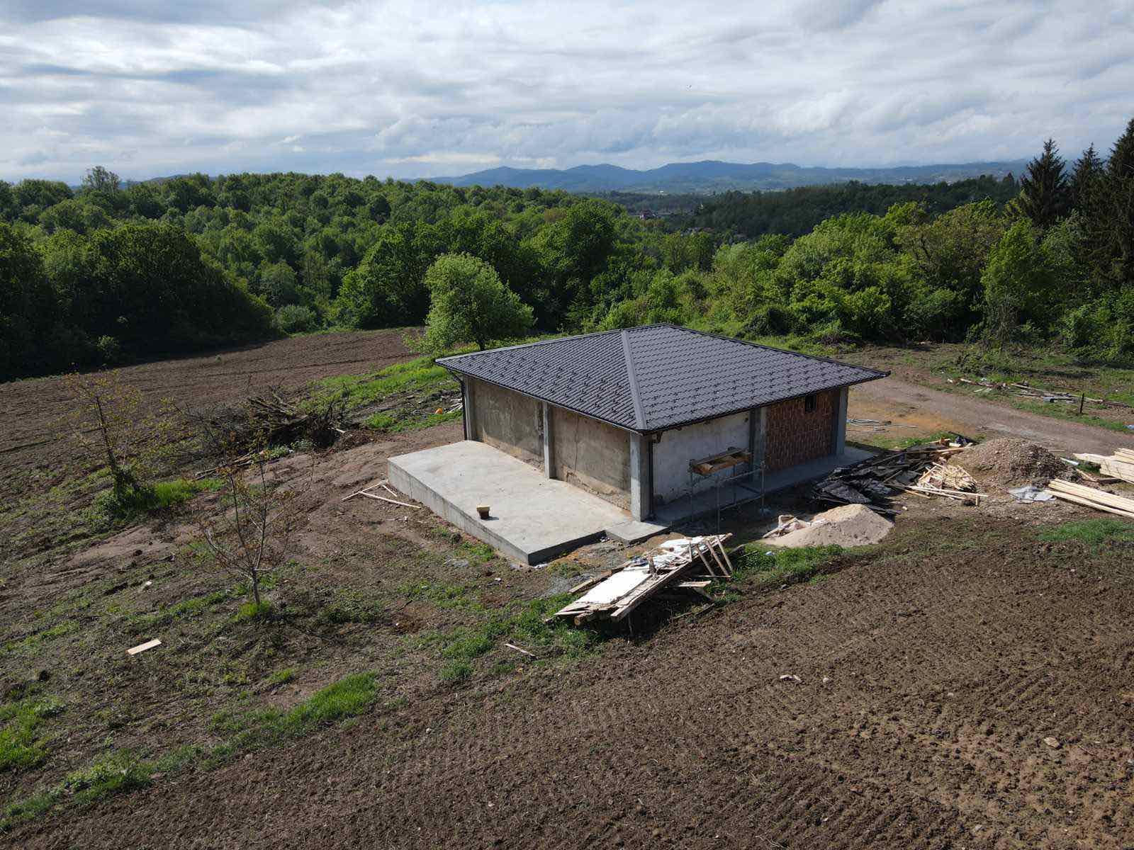 Vikendica Čardačani – Prodaja
